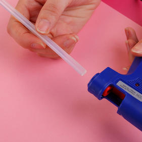 Клеевые пистолеты