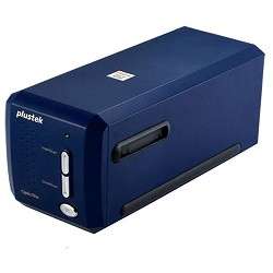Сканер Plustek OpticFilm 8100 {Слайд-с функциями Multi-Sampling и Multi-Exposure для получения более качественного изображения, ПО SilverFast SE Plus 8, технология LED подсветки, разрешение 7200 dpi}