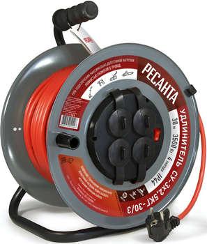 Электрический удлинитель РЕСАНТА Удлинитель силовой СУ-3х2,5КГ-30/3  3x2.5кв.мм 4розет. 30м ПВС 16A метал.катушка черный