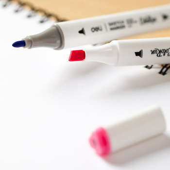 Маркер DELI Набор маркеров для скетчинга EC187-60 ColoRun 11мм 150мм трехгр. двойной пиш. наконечник 1-5мм 60цв. ассорти пластиковая коробка