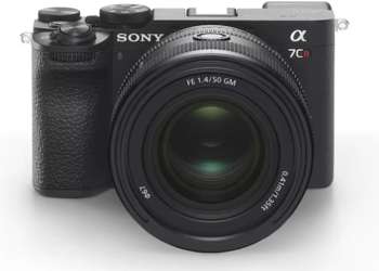 Фотокамера Sony Фотоаппарат Alpha 7 CR черный 62.5Mpix 3" UHD 4K WiFi NP-FZ100