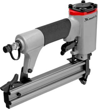 Строительный пневмопистолет MATRIX Пистолет гвоздезабивной 57405 серебристый/черный