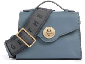 Одежда, обувь, аксессуары